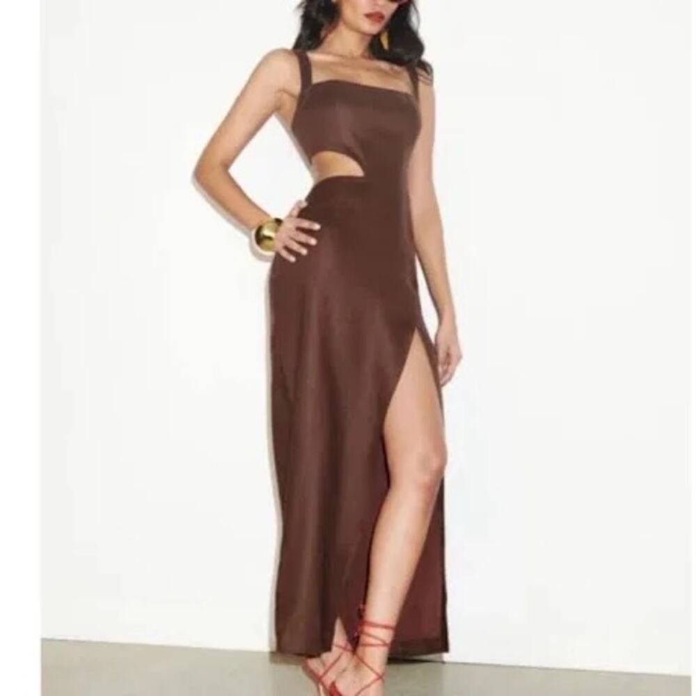 Reformation Satori Cut-Out Linen Dress featuring a high-leg slit Size 4